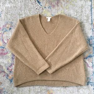 H&M classic sweater
